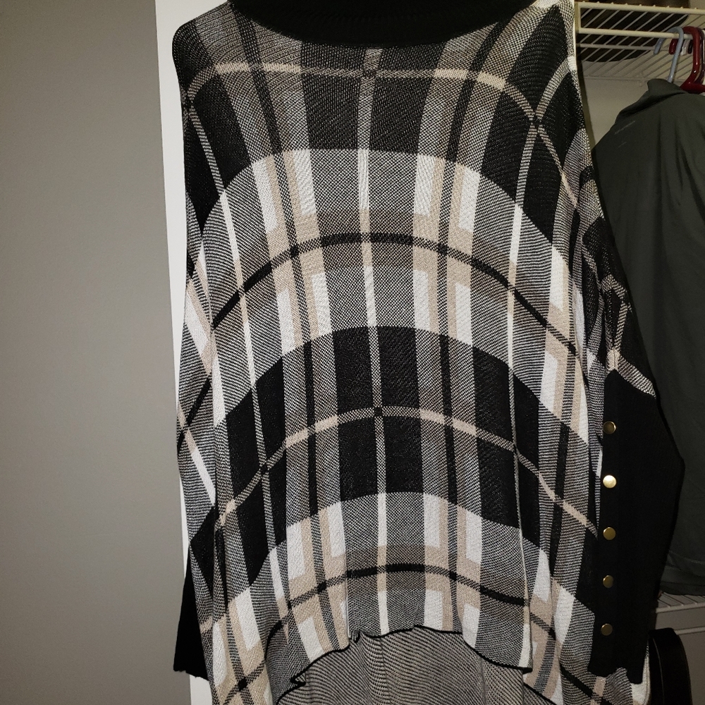 Beige blend turtle neck sweater